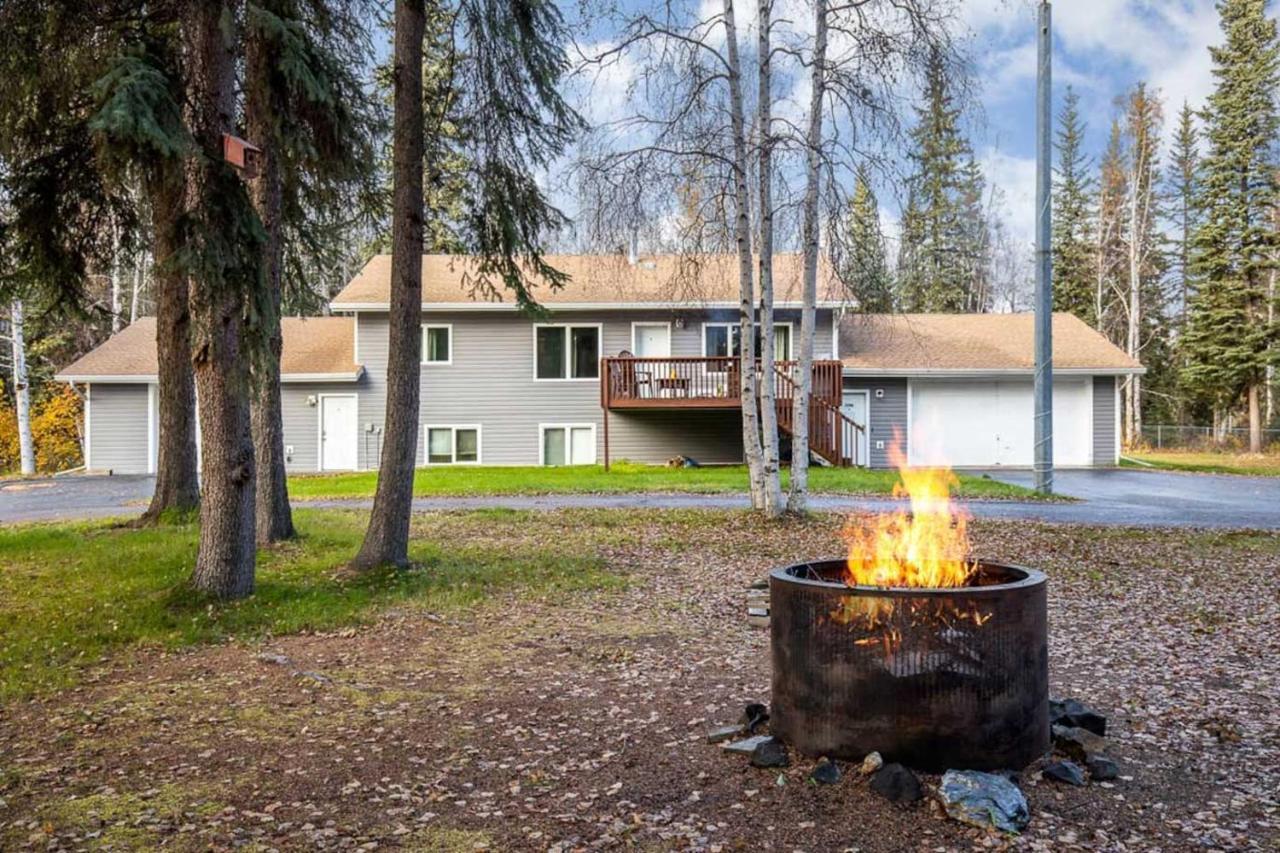 North Pole Escape With Deck And Aurora Lights Views! Villa Buitenkant foto
