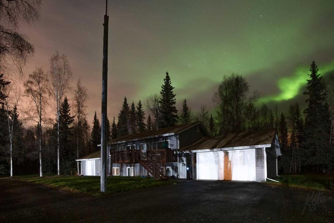 North Pole Escape With Deck And Aurora Lights Views! Villa Buitenkant foto